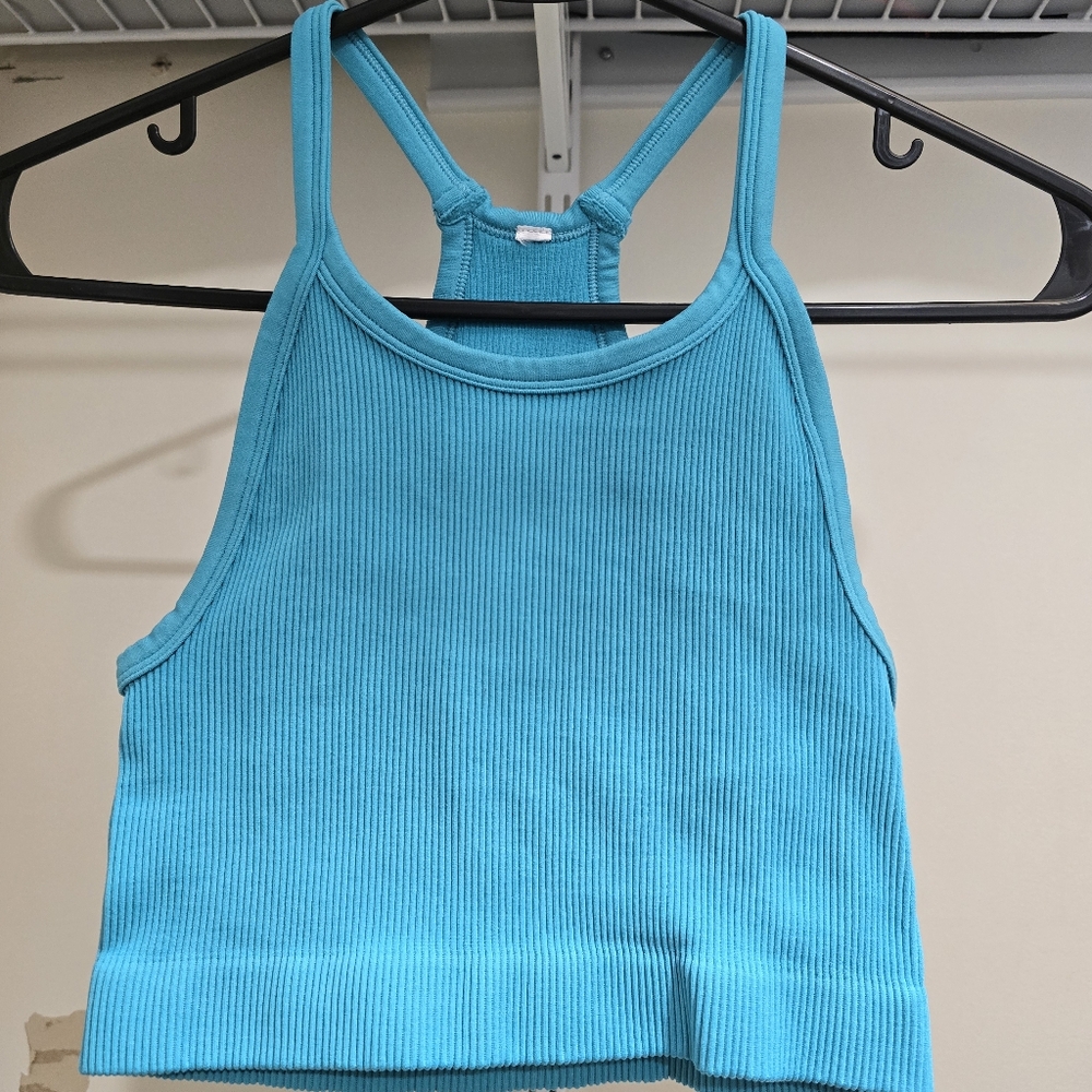 2 High Neck Ribbed Crop Tank Top
